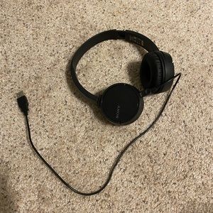 Sony headphones in like new condition! Used only twice
